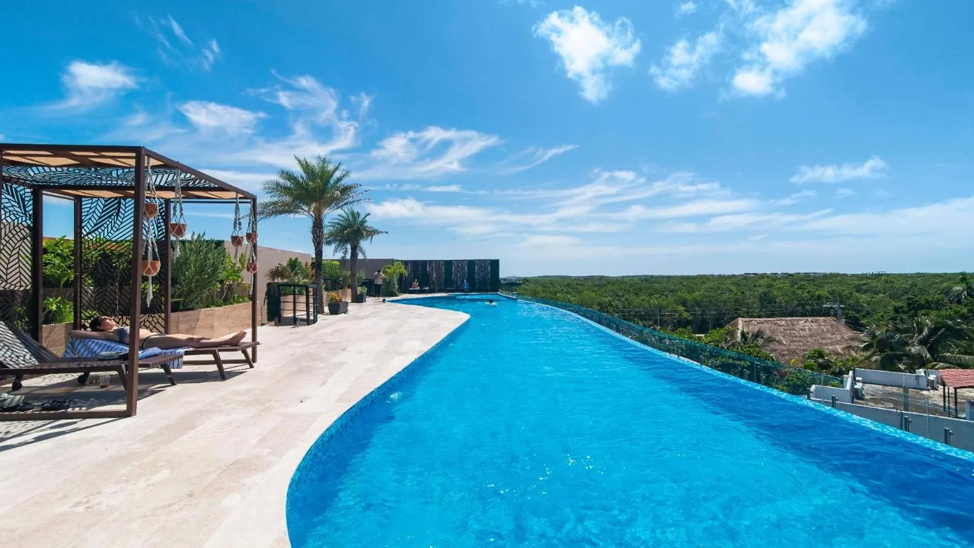 Menesse Tulum Hideaway - Elegant Bohemian Suite